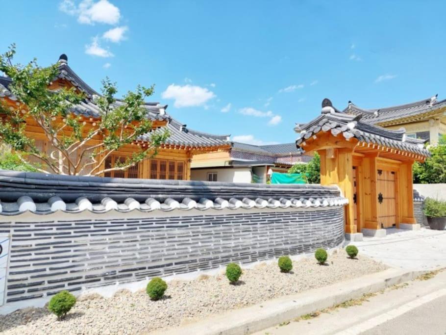 Gyeongju Hanok Sohwa Экстерьер фото