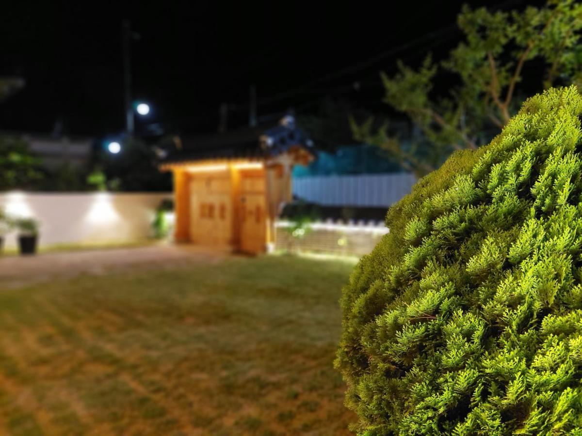 Gyeongju Hanok Sohwa Экстерьер фото